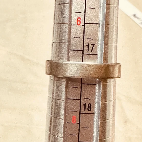 925 Sterling Silver Ring Band with FAITH Stamped Into It - Picture 5 of 5